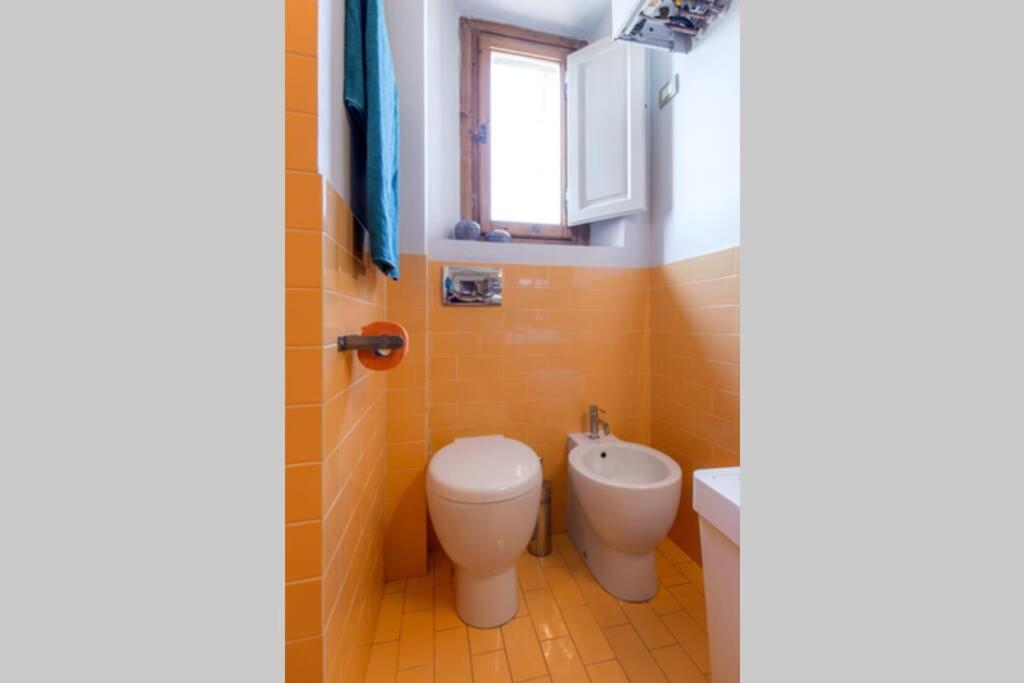 Sunny Top Floor In San Frediano Firenze Eksteriør bilde